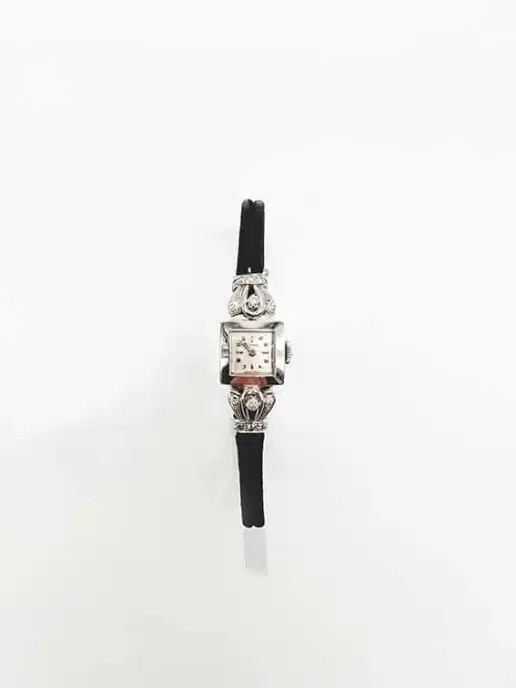 M14V69 Schmuckuhr CYMA Vintage Weissgold und Diamanten